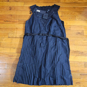 Banana Republic Black Pleated Sleeveless Dress Size 4